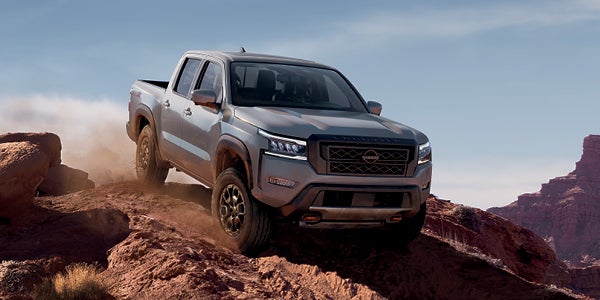 2022 Nissan Frontier — Action